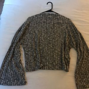 Gray bell sleeve sweater top